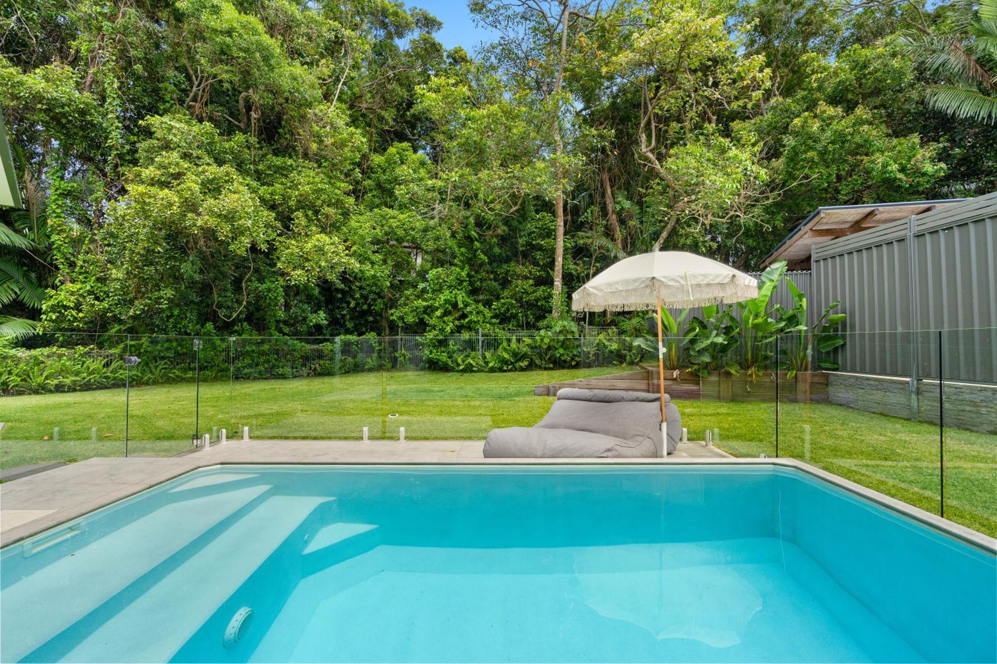 Hotel Amiri On Holbrook - Pet Friendly Yaroomba Exterior foto